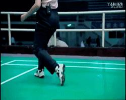 杜教练反手羽毛球高远球,左手羽毛球接反手高远球