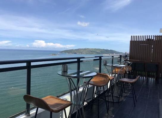 30平方米超大泳池,2000平无边泳池