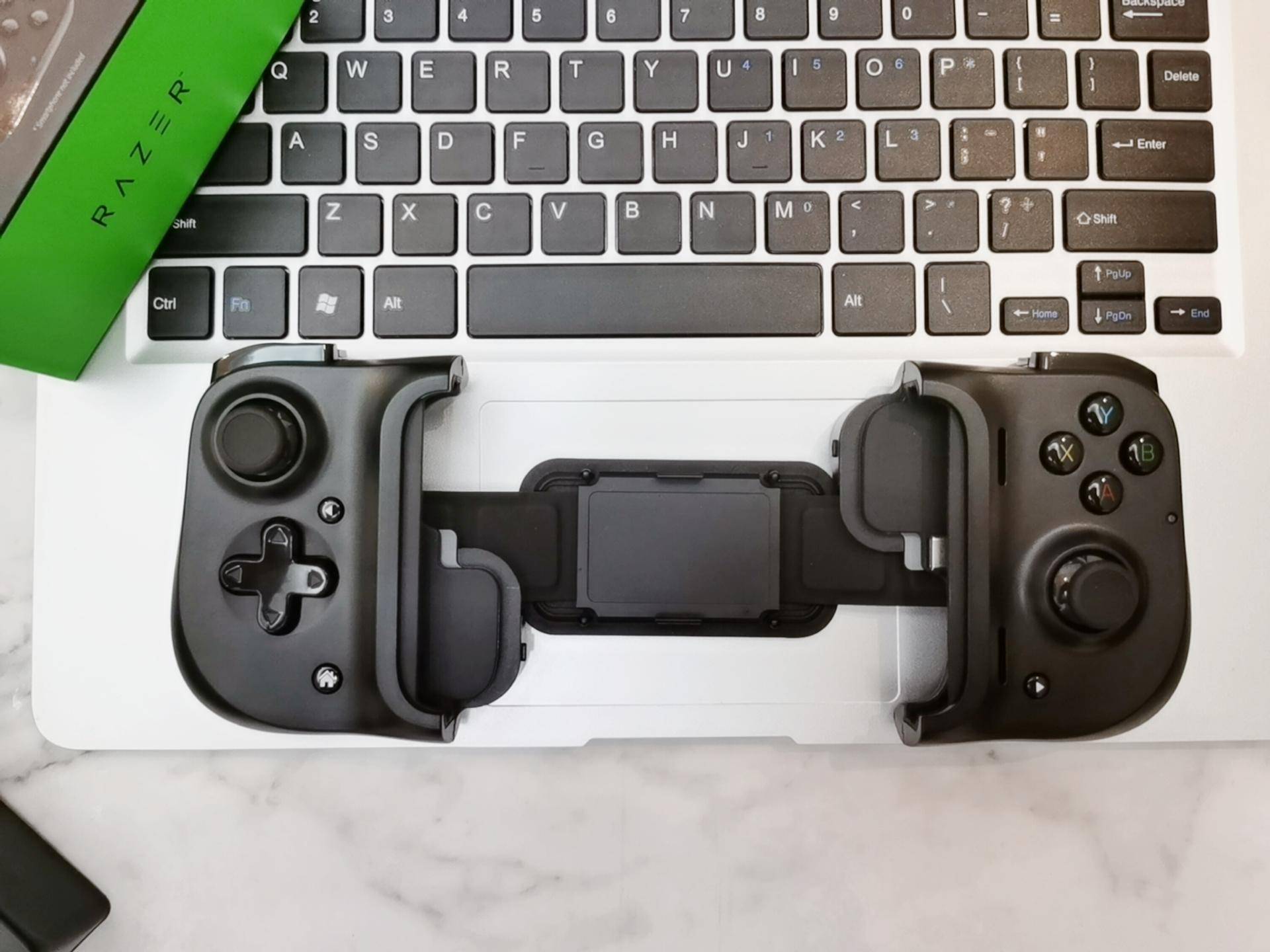 雷蛇骑仕手柄v2与暴风眼手柄,雷蛇游戏手柄骑仕v2