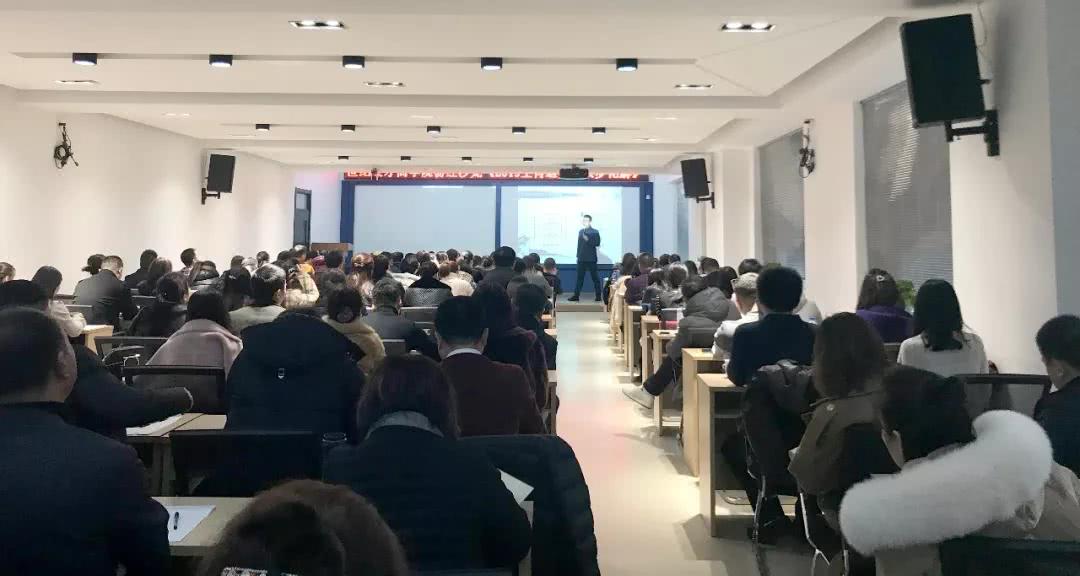 属牛今年犯太岁怎么化解,今年属蛇犯太岁如何化解