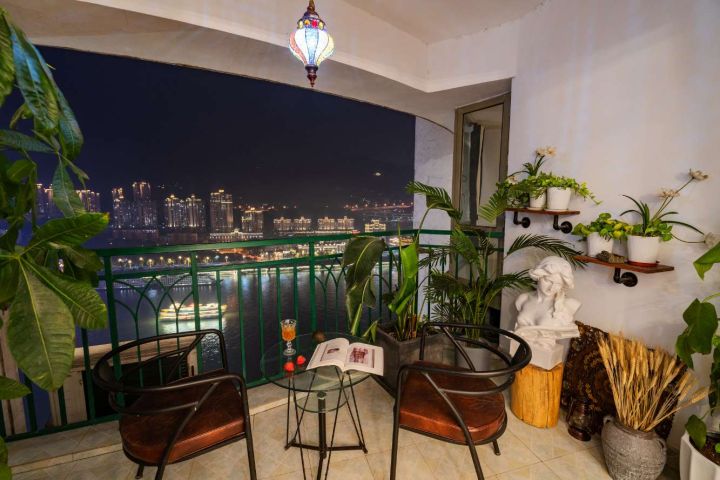 夏天重庆旅游住宿攻略,去重庆旅游住哪比较好