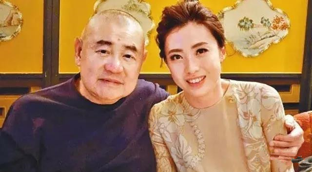 甘比从女狗仔逆袭成女首富,甘比从狗仔逆袭成为香港女首富