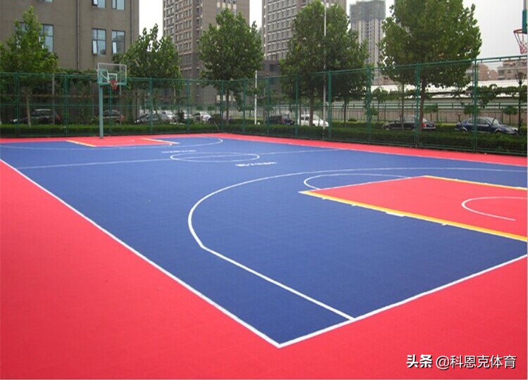 硅pu球场为什么会起泡,室外球场硅pu起泡怎么处理