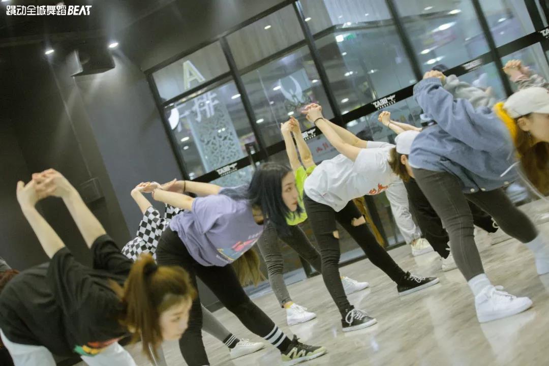 跳舞的三大禁忌是什么,跳舞十大禁忌动作