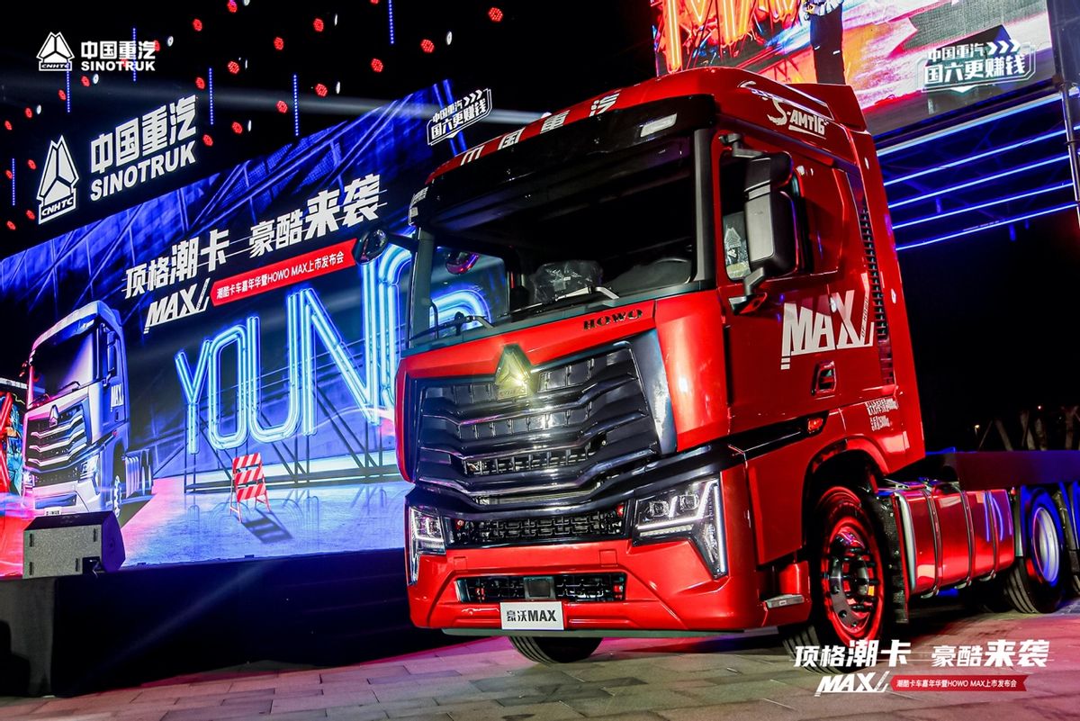 howomax9.6手动挡,howomax对比汕德卡