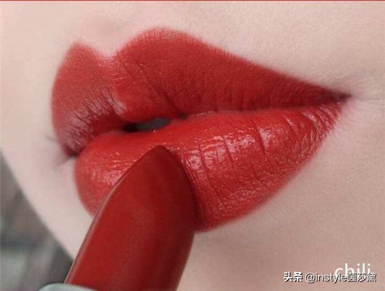 圣罗兰哪款口红适合黄皮深唇色,口红试色黄皮大牌口红