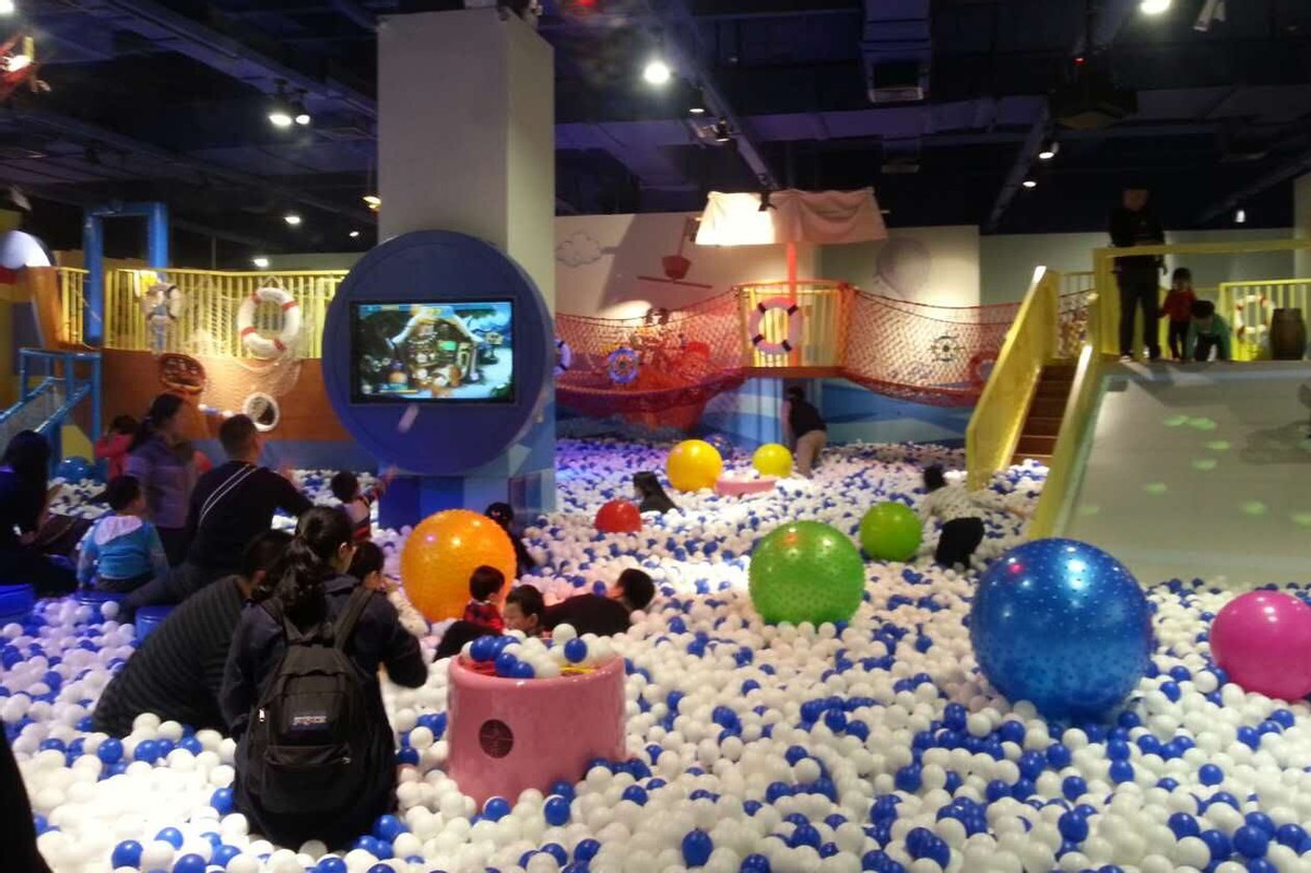 真实县城开儿童游乐园赚钱吗,县城开室内儿童乐园100平能赚钱吗