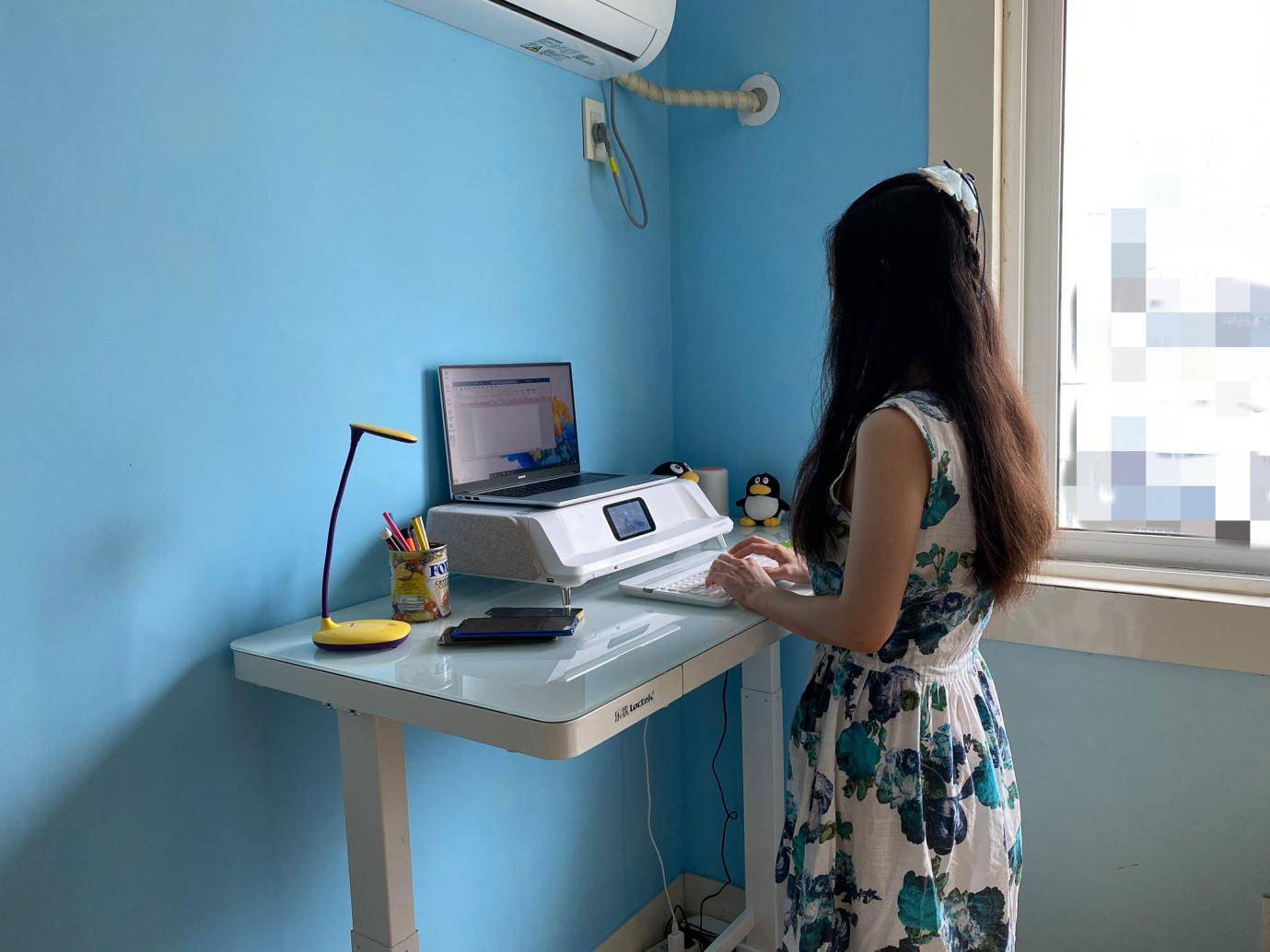 股价涨了五倍多，乐歌电动桌真的这么神奇吗？开箱到使用实测