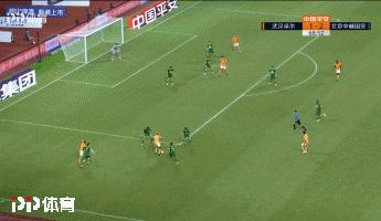 埃弗拉梅开二度含泪伤退武汉卓尔,gif埃弗拉补射破门卓尔领先永昌