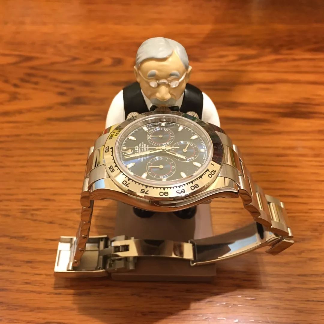 一入表坑深似海，居然有人一年买了24块手表？