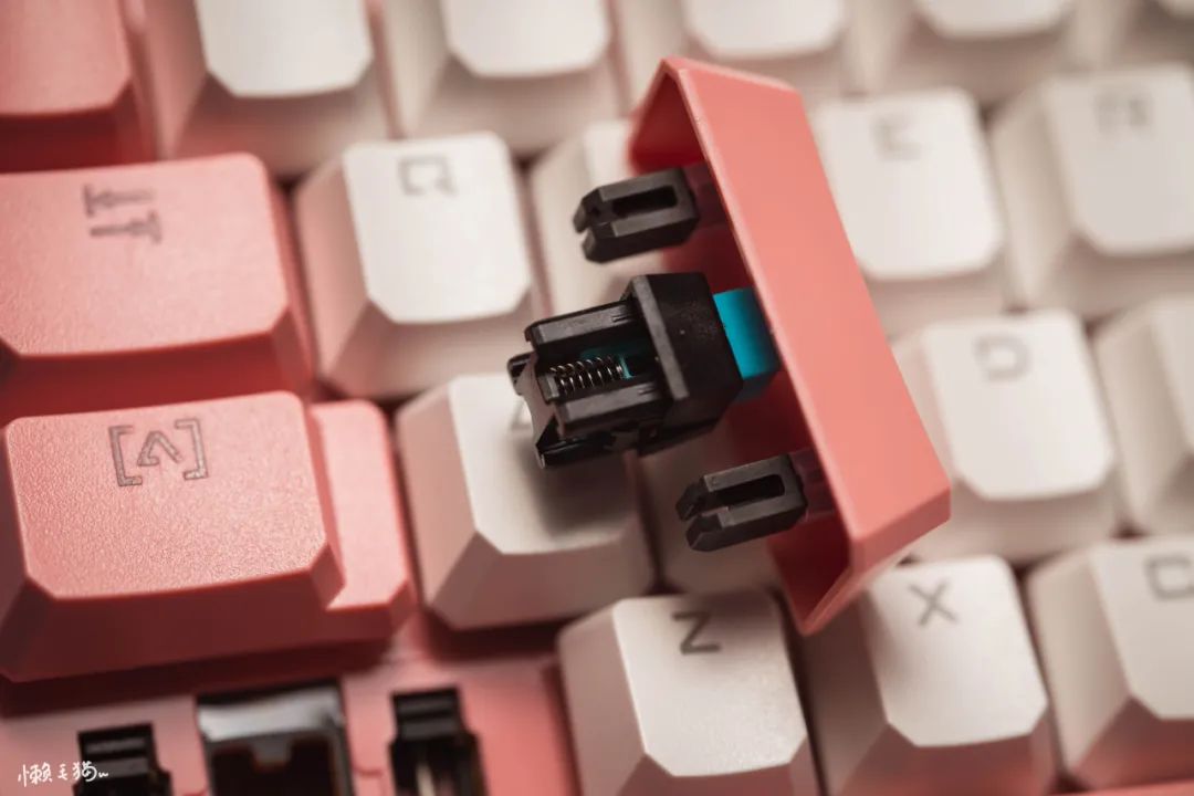 给我一个粉红色的回忆,第四代光轴键盘血手幽灵