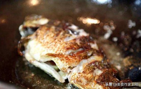 为什么食材粘锅,不粘锅出现粘锅了怎么补救