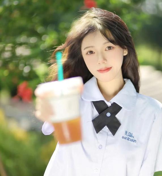 各国校服pk中国校服,台湾校服和泰国校服对比