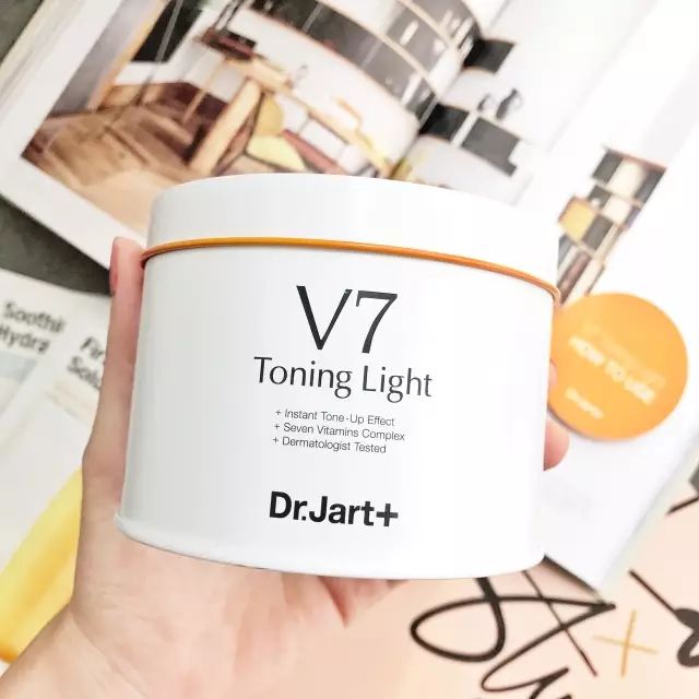 同样都是素颜谁的更好看,为什么男的说喜欢你素颜