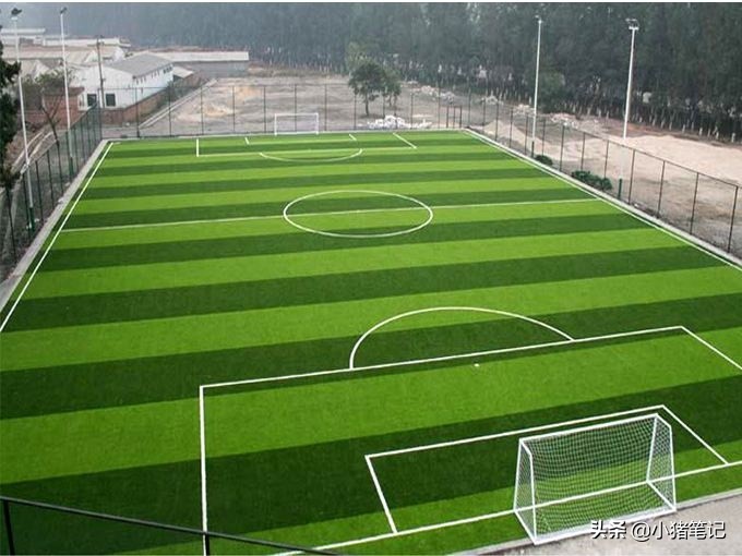 足球场人造草坪规格,人造草坪足球场尺寸一般是多少