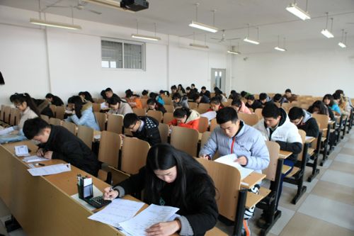 选择中职学校公立与私立哪个好,中职学校有哪些比较好