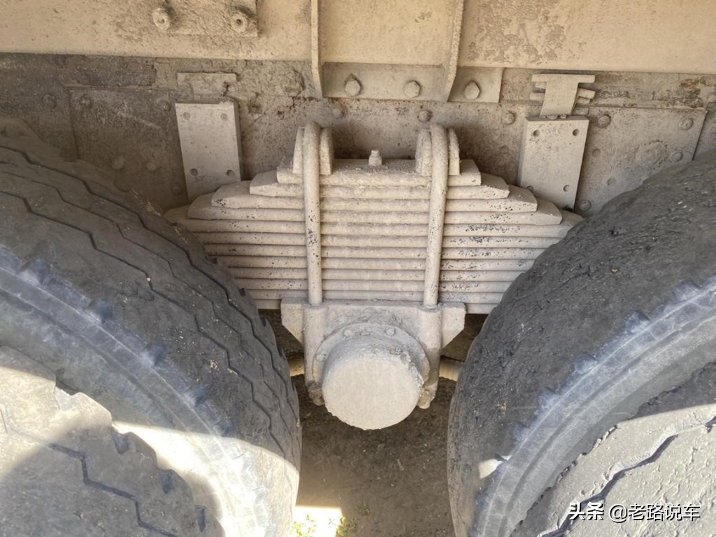 欧曼9.6米490马力自动挡货车,欧曼9米6520马力