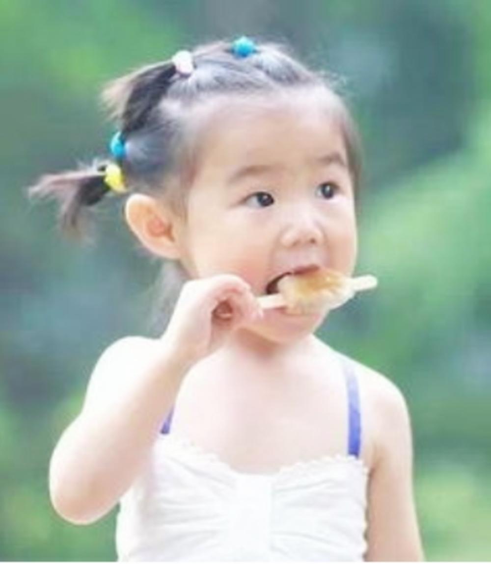 小孩头发细软贴头皮适合什么发型,头发贴头皮的小男孩适合什么发型