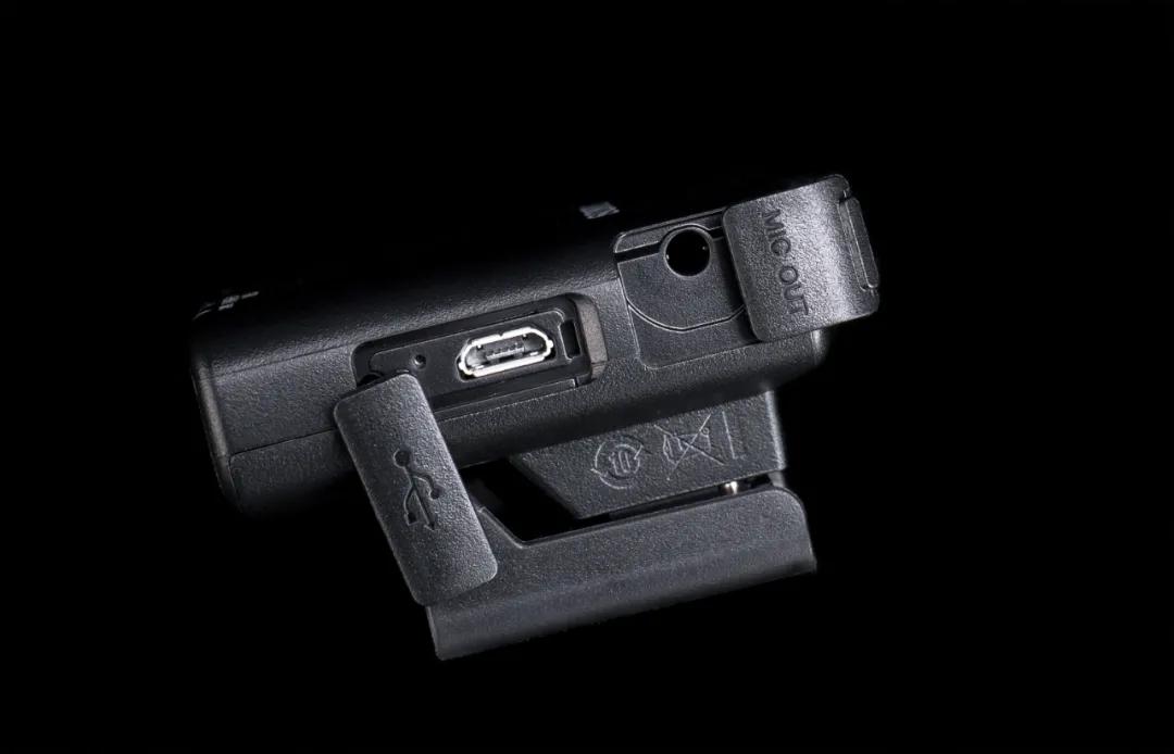 索尼无线麦克风使用方法,索尼麦克风领夹式声音小