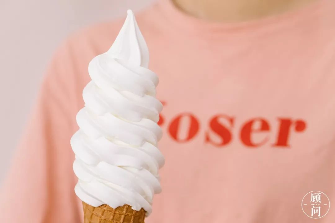 转圈圈的冰淇淋,旋转大转盘冰淇淋