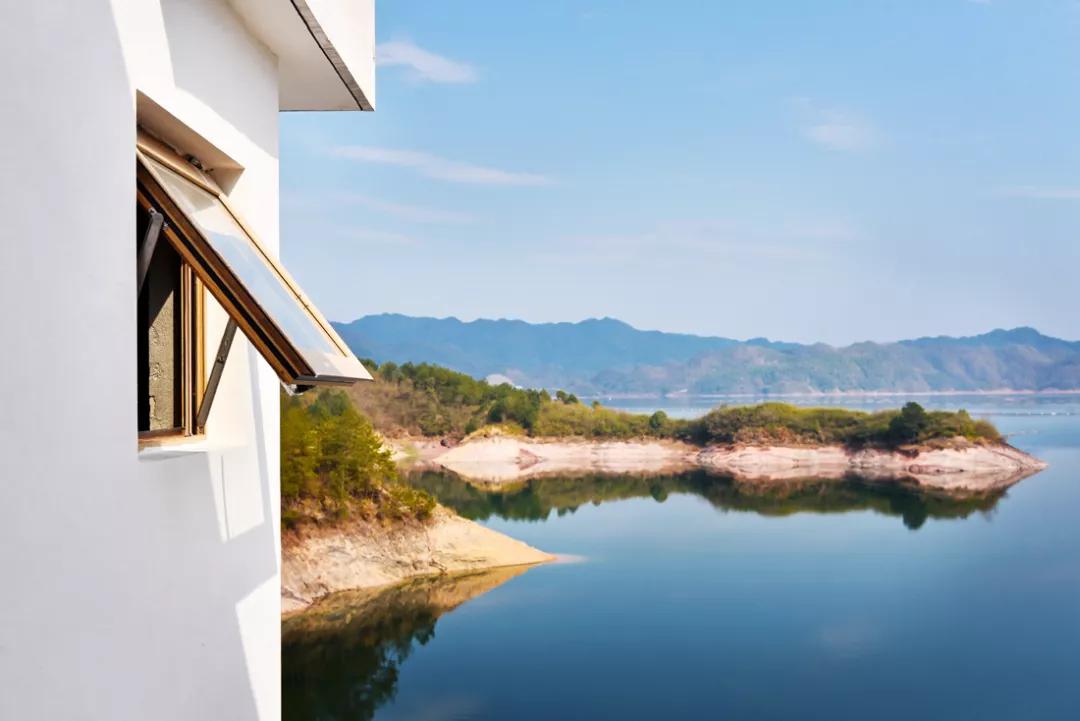 真正一线湖景！千岛湖这家“颜值杀”民宿自带一个超强属性