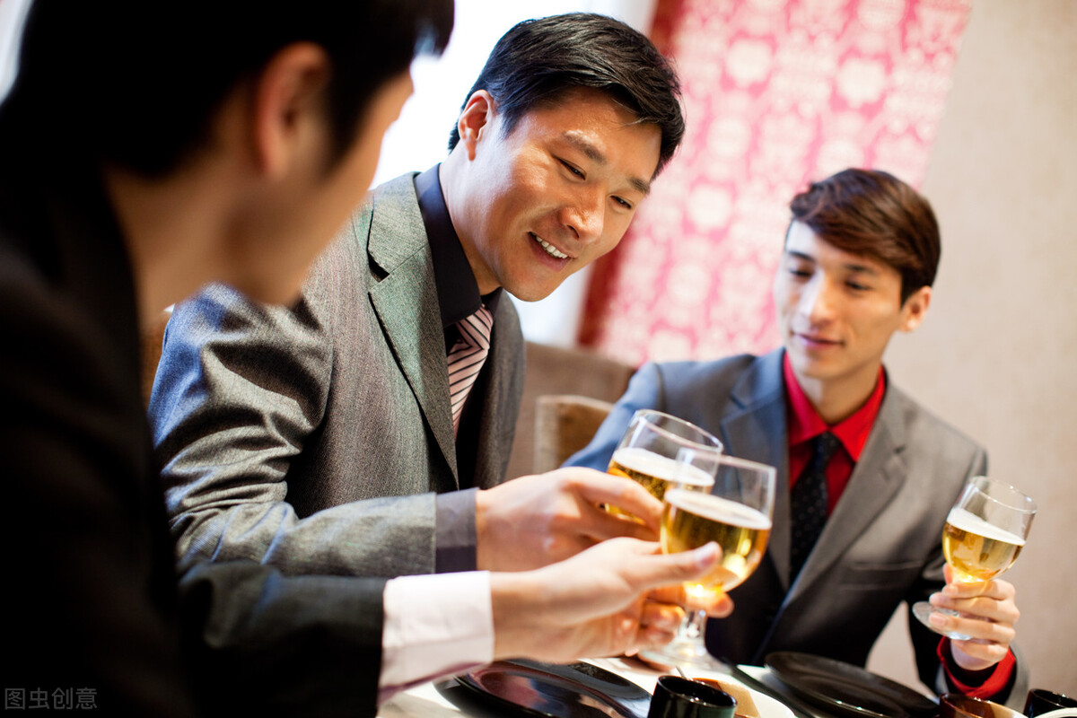 黄先生吃头孢结节小了2mm?医生:消炎药可以吃,具体还需看情况