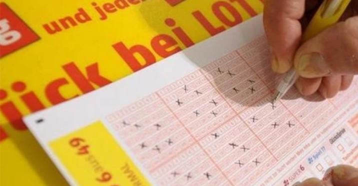 罗马尼亚彩票中奖,国外连中14次彩票大奖