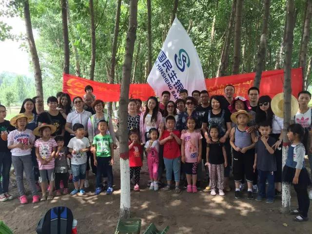 本可以靠脸吃饭却要靠力气吃饭,本来可以靠脸吃饭偏偏靠手艺