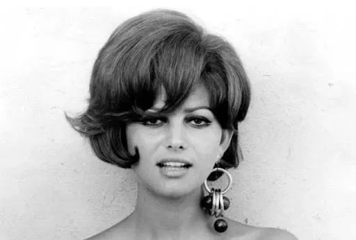 意大利名模惊艳的图片,纪录影视