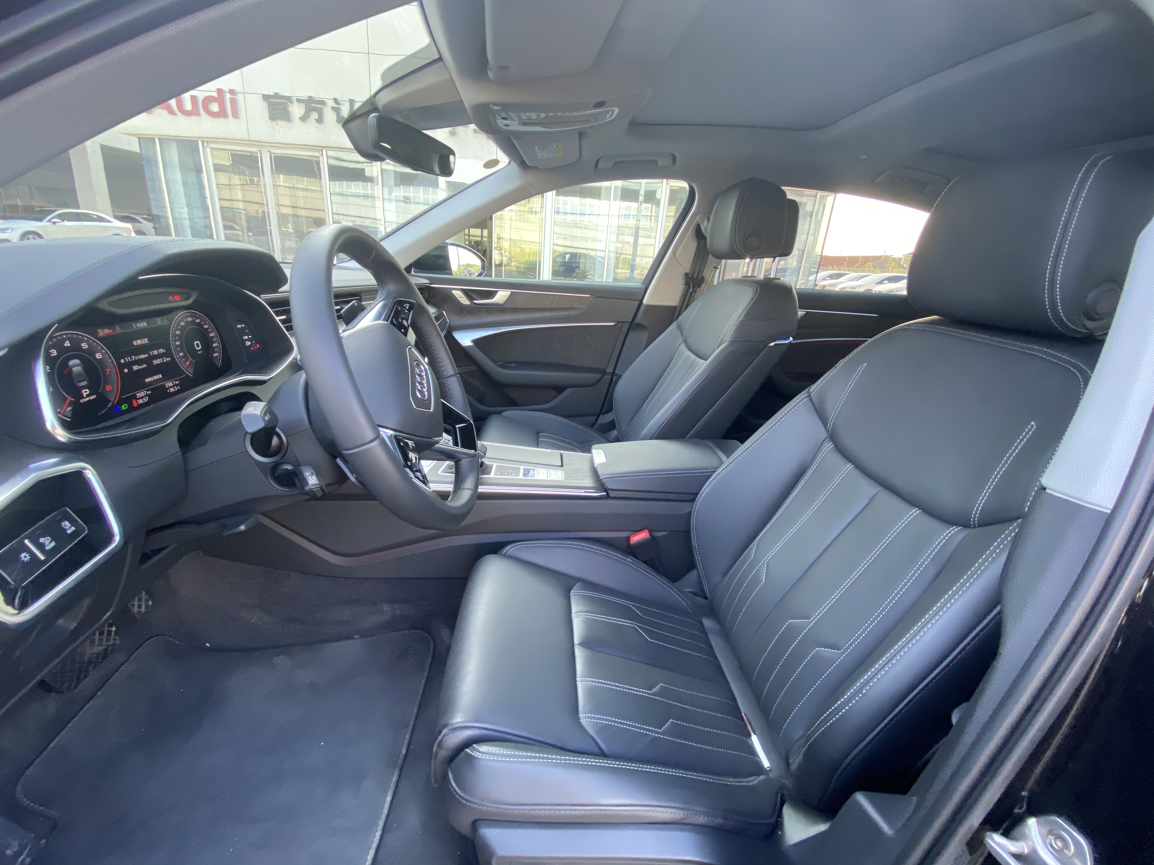 2020奥迪a6l45quattro臻选动感型,2019款奥迪a6l豪华动感试驾