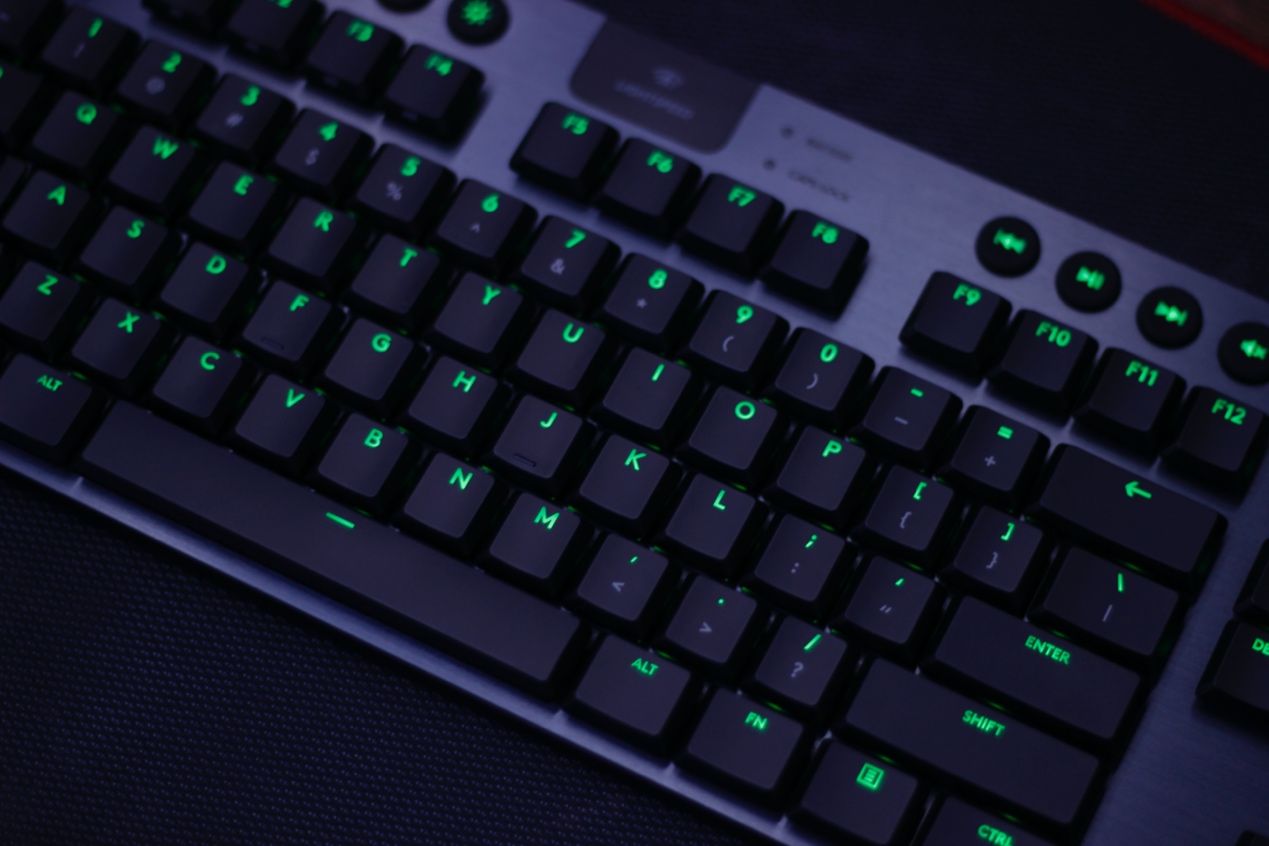 罗技gprox和g913键盘测评,罗技g913开箱测评