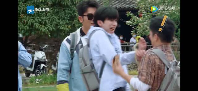 蔡徐坤蔡小葵奔跑吧第四季第一期,蔡徐坤和小葵奔跑吧兄弟