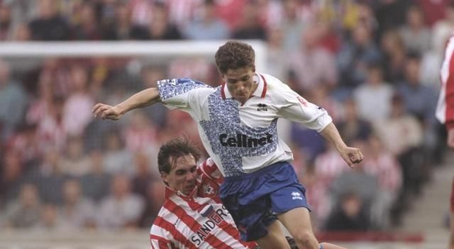 揭秘英超史上最丑球衣：曼联两套入选疑似色盲设计纽卡队服