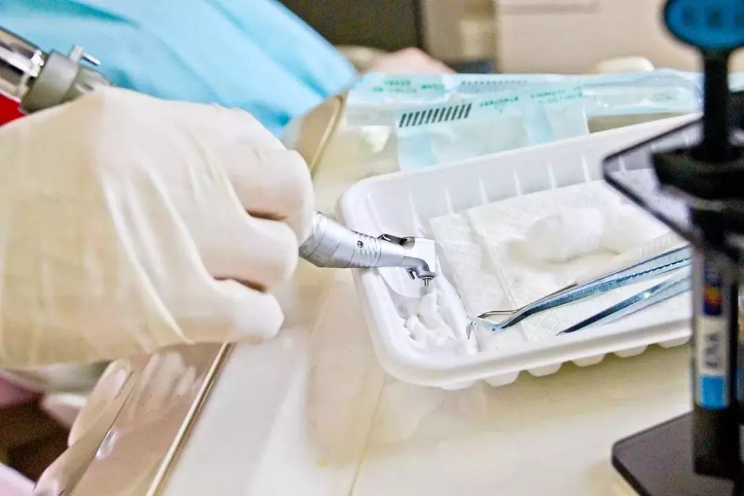 口腔行业进入真正的洗牌期,口腔行业大洗牌