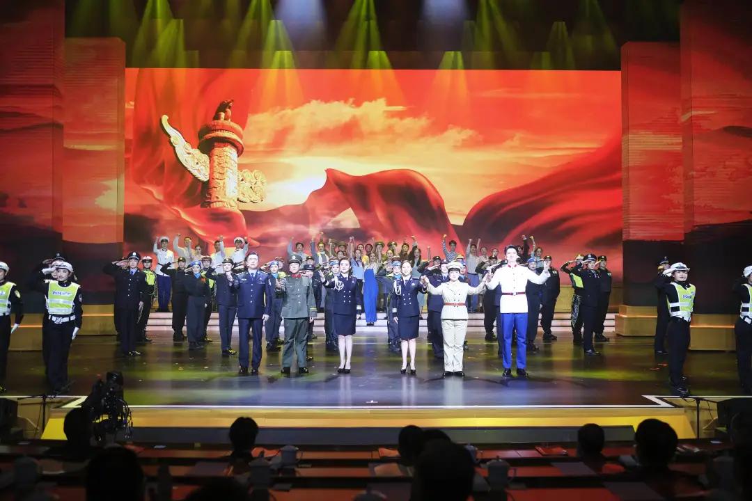 心连心艺术团2019慰问演出公安,中央电视台心连心艺术团慰问专场