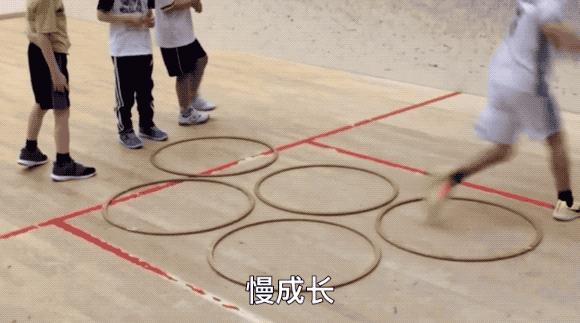 适合孩子家里室内锻炼的运动,适合三四岁儿童的室内体能运动