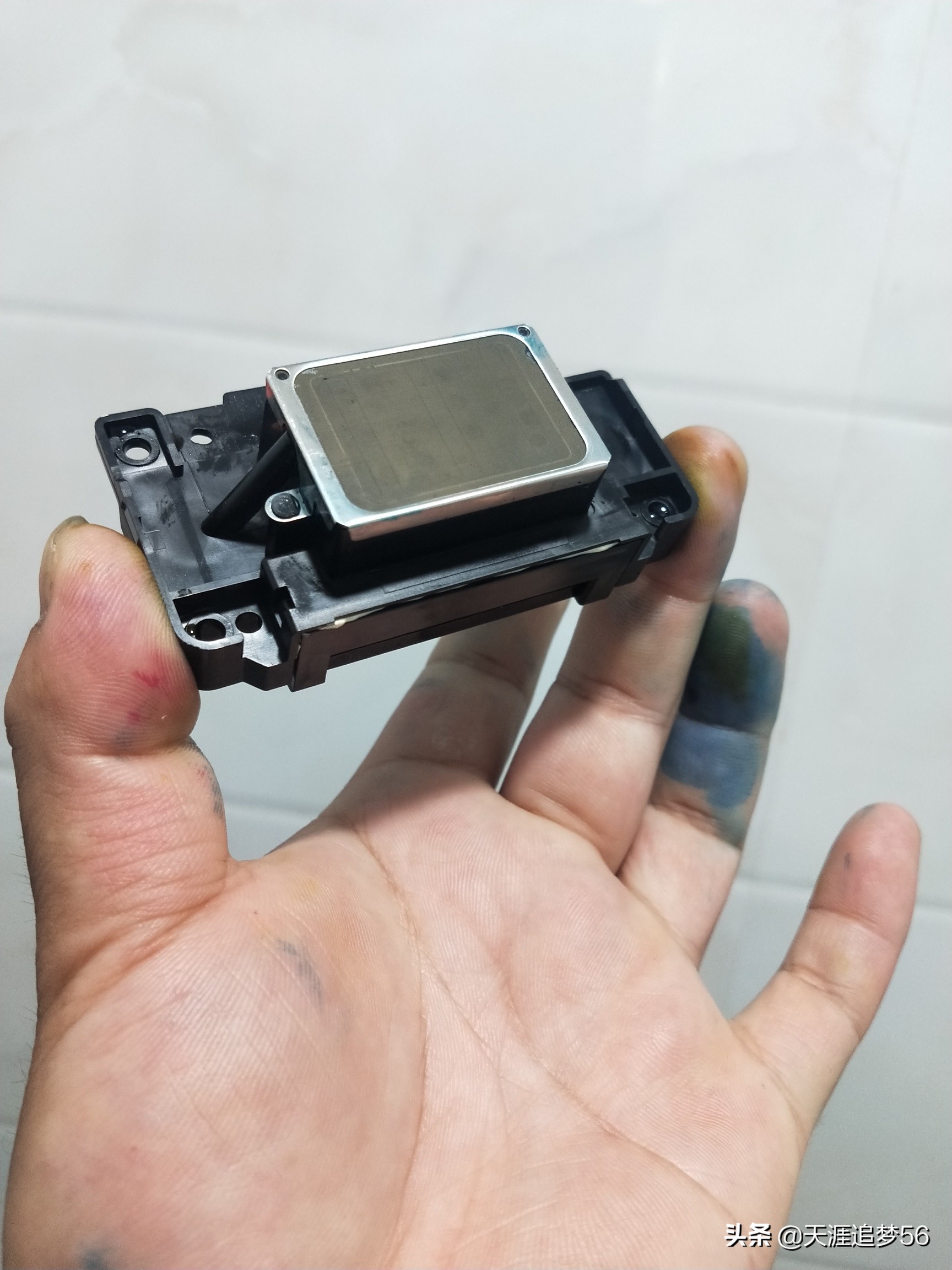 爱普生l1300喷头拆卸方法,爱普生620f打印机怎么拆卸喷头