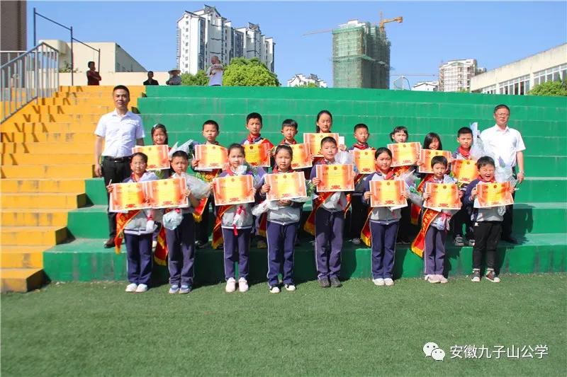 安徽省青华公学体考,安徽青华公学2015届