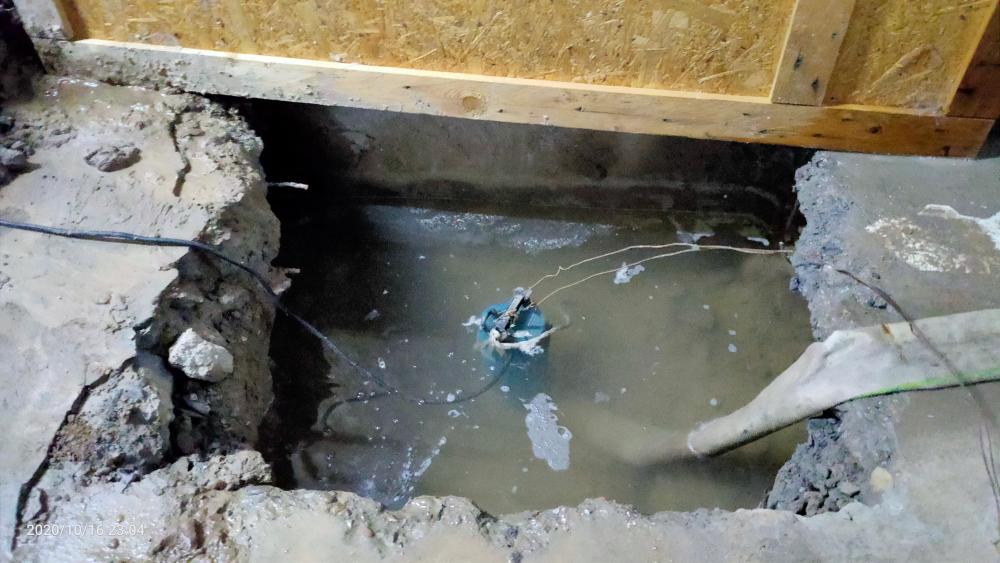 预制板坍塌的原因,预制板楼房渗漏会引起楼房坍塌吗