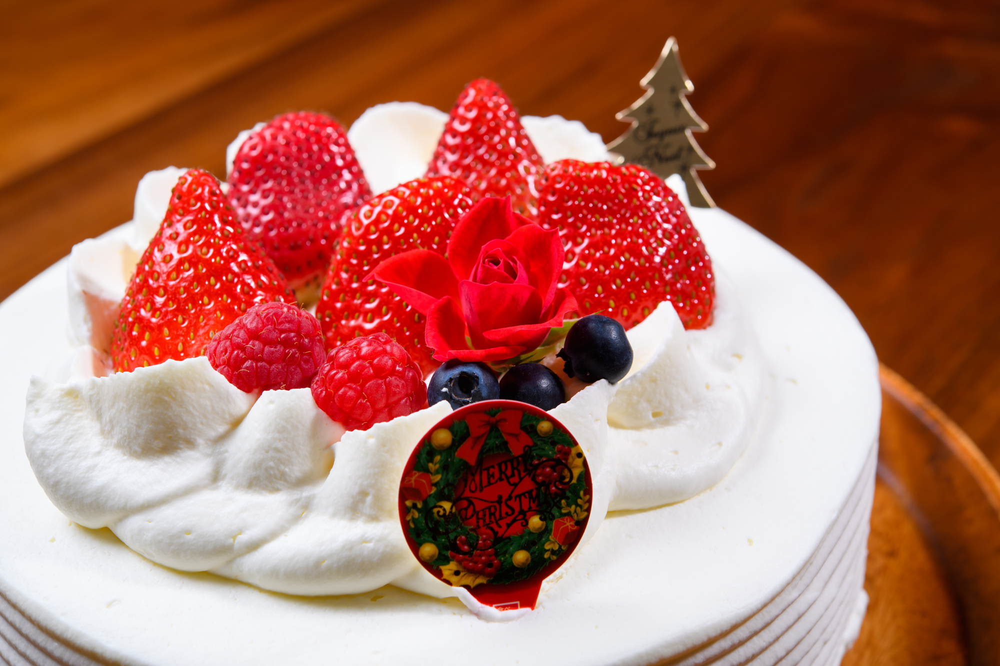 日本圣诞节蛋糕哪家好吃,圣诞节快到了草莓奶油蛋糕