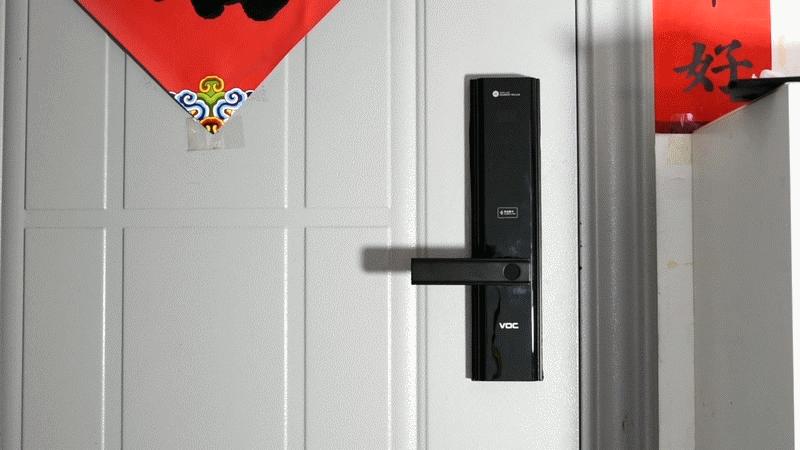 voc指纹锁怎么用密码开门,华为voc智能门锁指纹