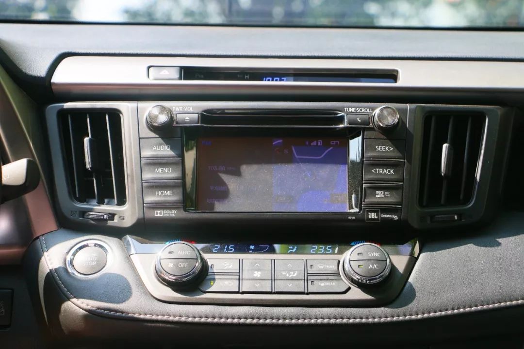 2012荣放rav4的2.0l的油耗,丰田rav4荣放2.5混动版真实油耗