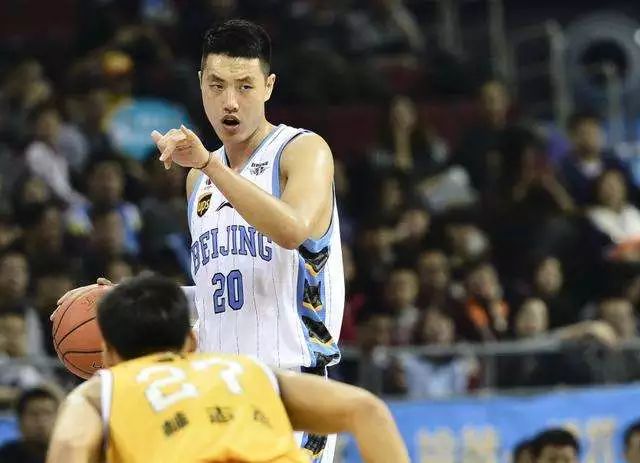 运球不好但上篮很强的球星,运球不如高中生的nba球员