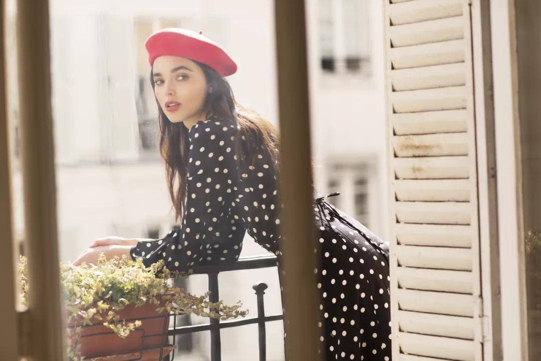 好看又好穿的女人,法国女人穿什么好看又漂亮