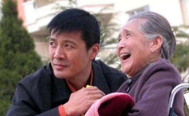 暖春里的小花奶奶去世了,暖春小花奶奶去世