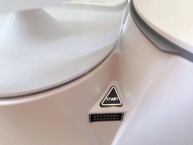 新买的女裤怎么清洗,洗休闲裤的正确方法