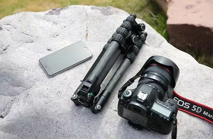 自媒体三脚架怎么选,手机三脚架怎样选