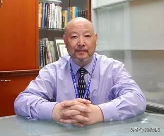 精艺良工：网红餐厅韦老板，如何变身熊爸爸的