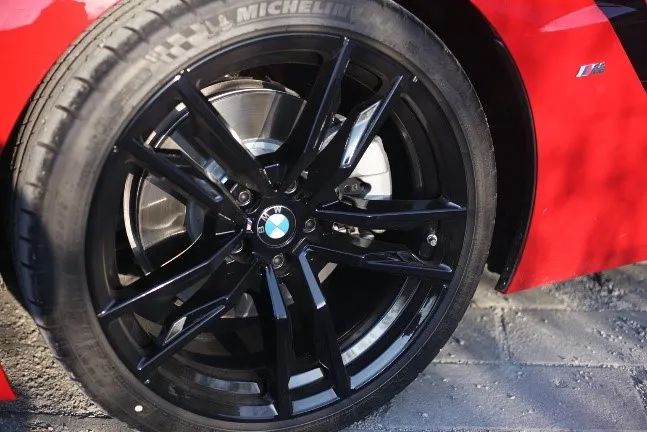 买二手宝马z4需要注意什么,新款宝马z4值得买么