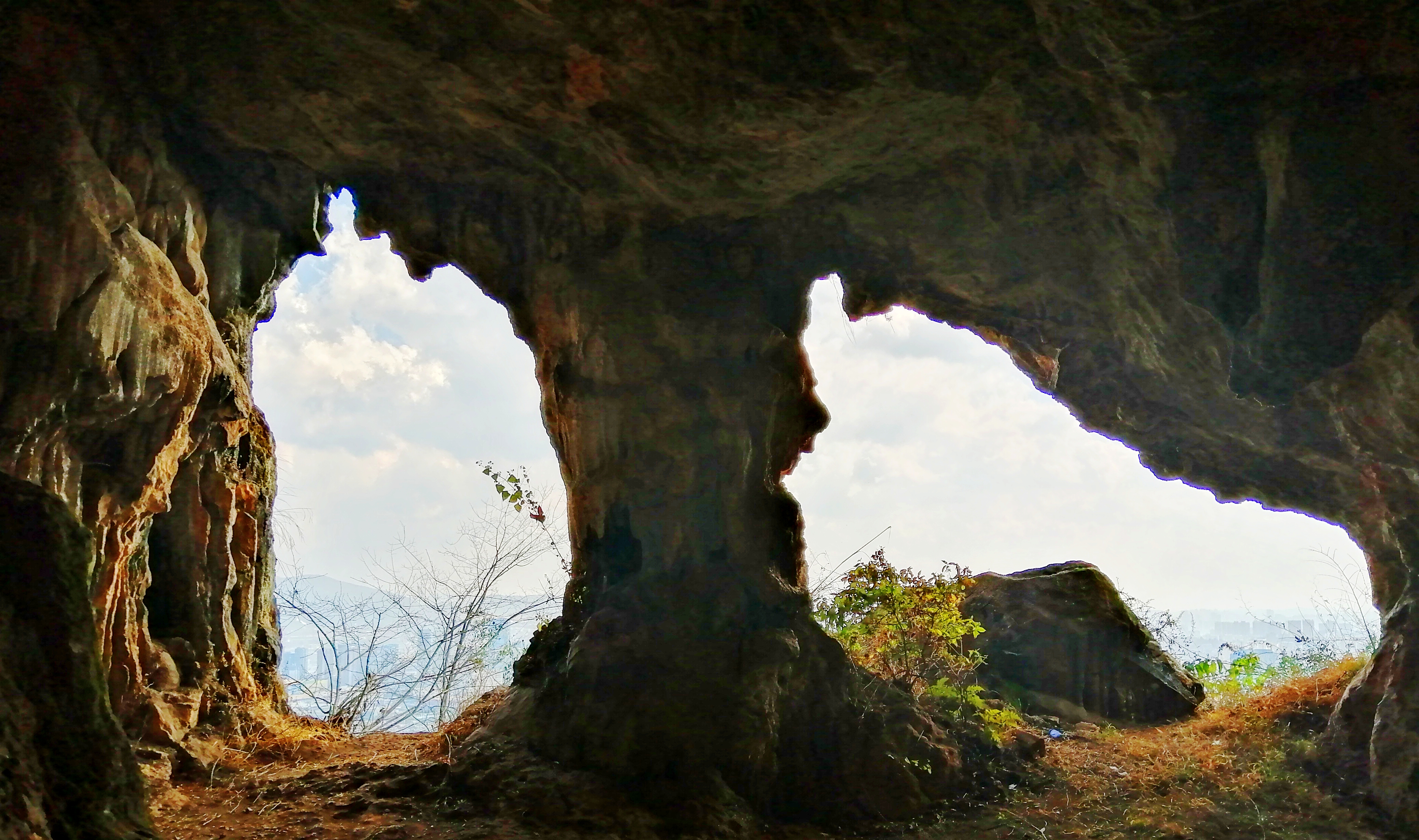 惊喜？悲哀？昆明三环徐霞客探寻过的两个溶洞，还是380年前样子